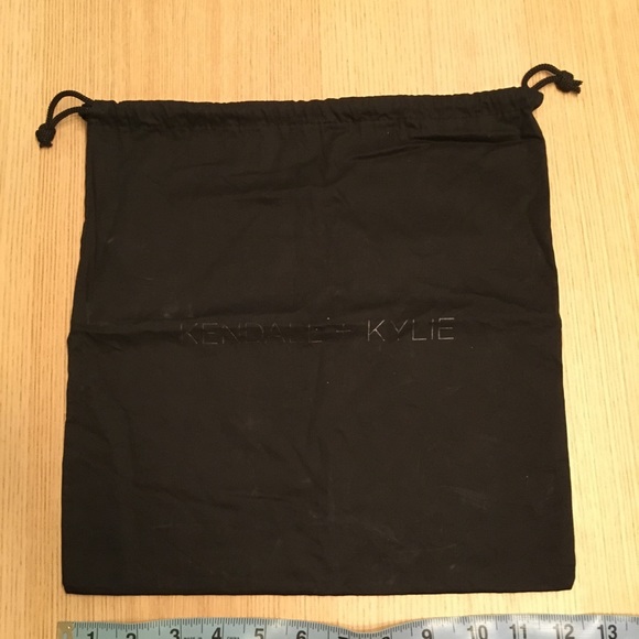 Kendall + Kylie dust bag 12”x12.5” - Picture 3 of 3